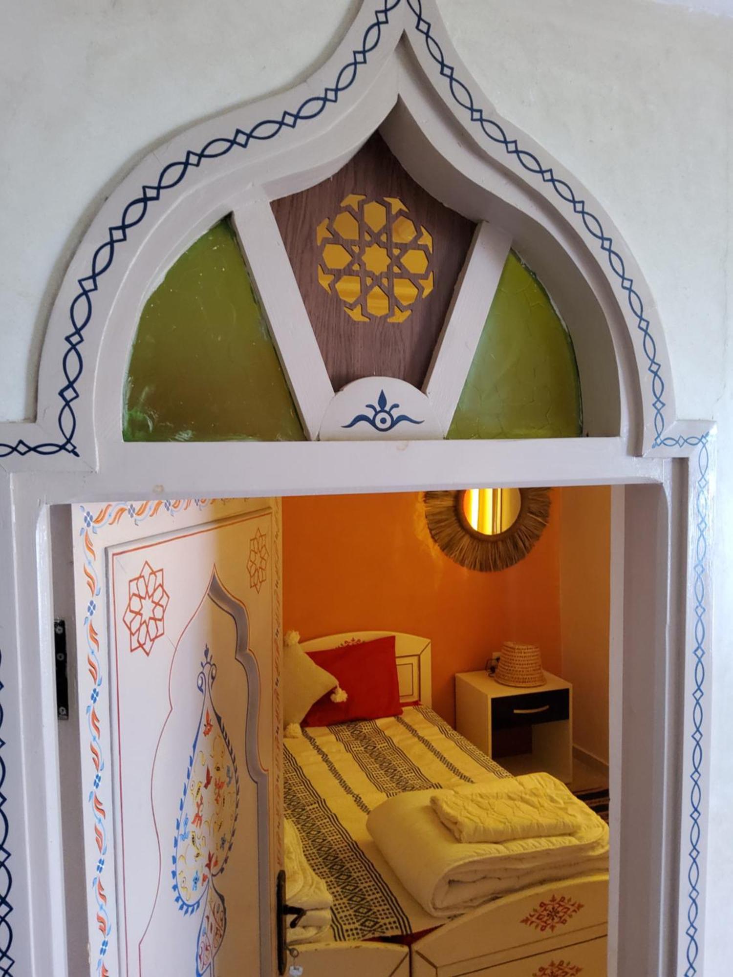 Surf & Salsa Guest House Agadir Exterior photo