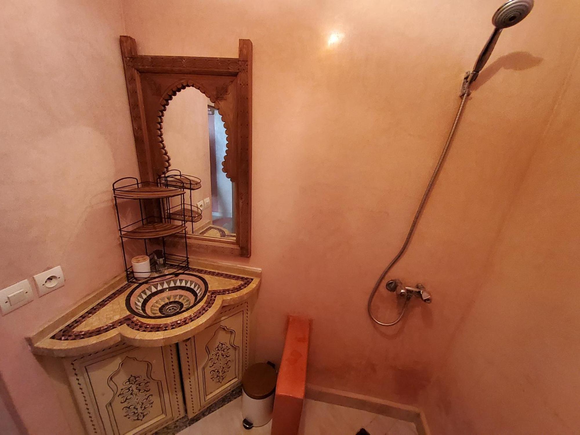 Surf & Salsa Guest House Agadir Exterior photo